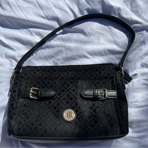 TOMMY HILFIGER vintage purse
